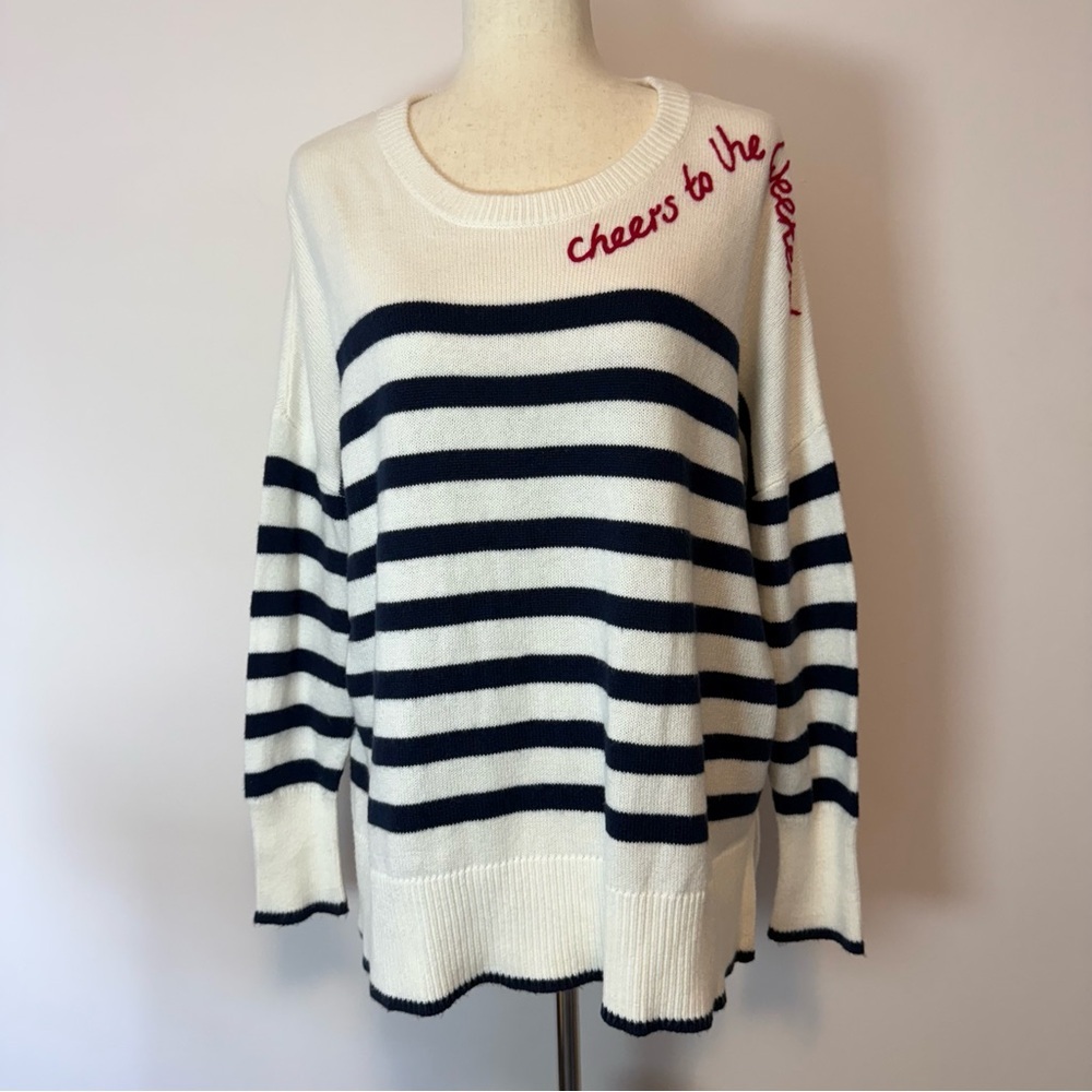 Lilly Pulitzer Dropped Shoulders White Sweater with Blue Accents Size XL